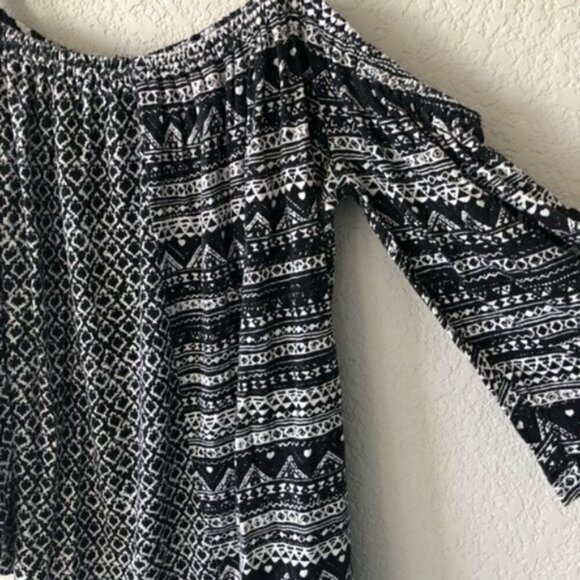 Anthropologie Deletta Black & White Reeve Cold Shoulder Long Sleeve M - Picture 9 of 9